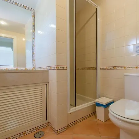 Garidas Titanio - Modern And Spacious 5 Bedroom For 10 - Private Gated Pool Villa