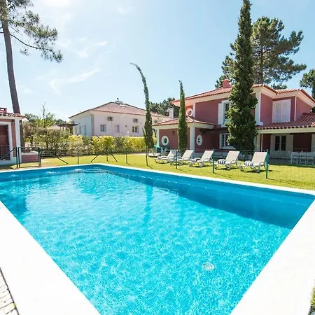 Garidas Titanio - Modern And Spacious 5 Bedroom For 10 - Private Gated Pool Villa Lisboa